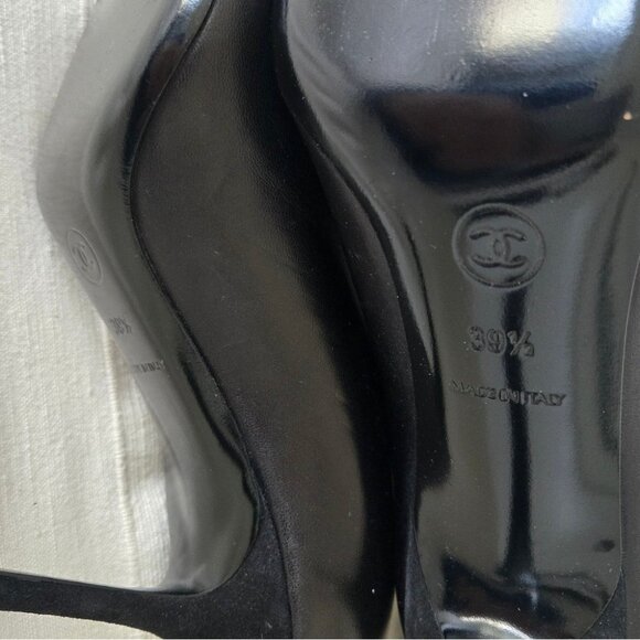 Vintage Chanel Pearl Cap Toe Velvet Stiletto Heels Pumps Black - Picture 13 of 16
